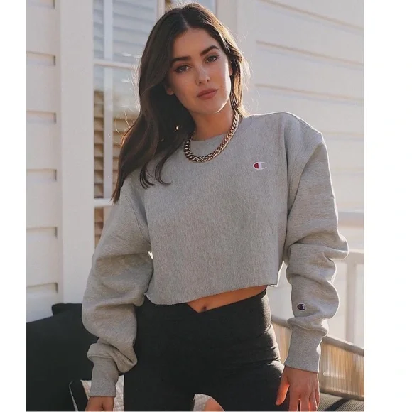 Champion Reverse Weave Cropped Sweatshirt Gray Logo Pullover Small - Picture 9 of 14